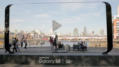 Publicidad Exterior de Samsung Galaxy S8