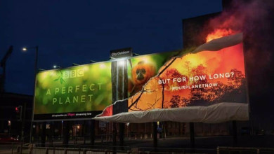 BBC quema valla de publicidad