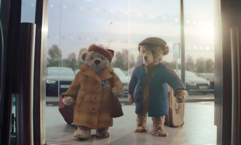 Anuncio de Navidad del Aeropuerto de HeathRow 2025 | It must be loved